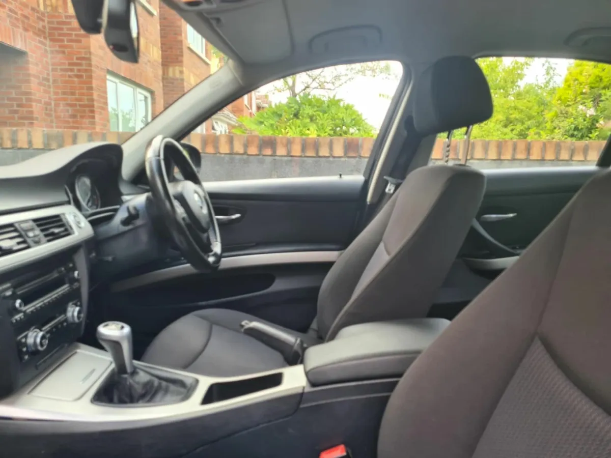 2011 BMW 320 (E90) D, Manual 6-speed, Diesel, 2.0 - Image 3