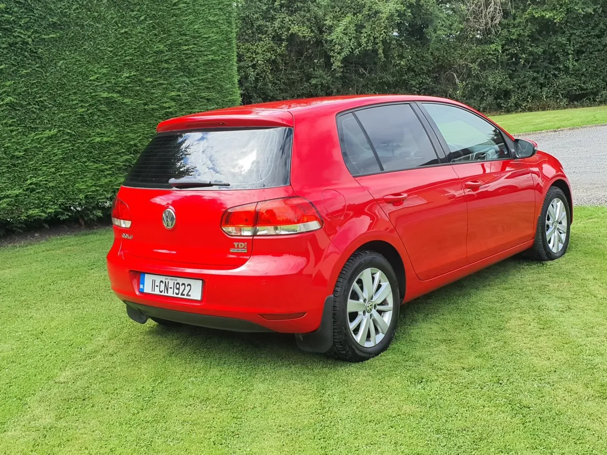 Volkswagen Golf 2011 - Image 3