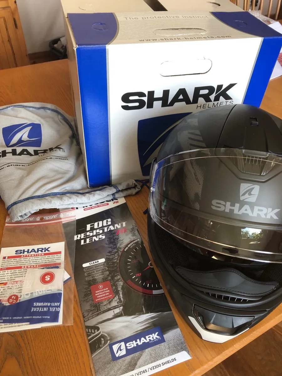 Shark Motorcycle Helmet size S black - Image 1