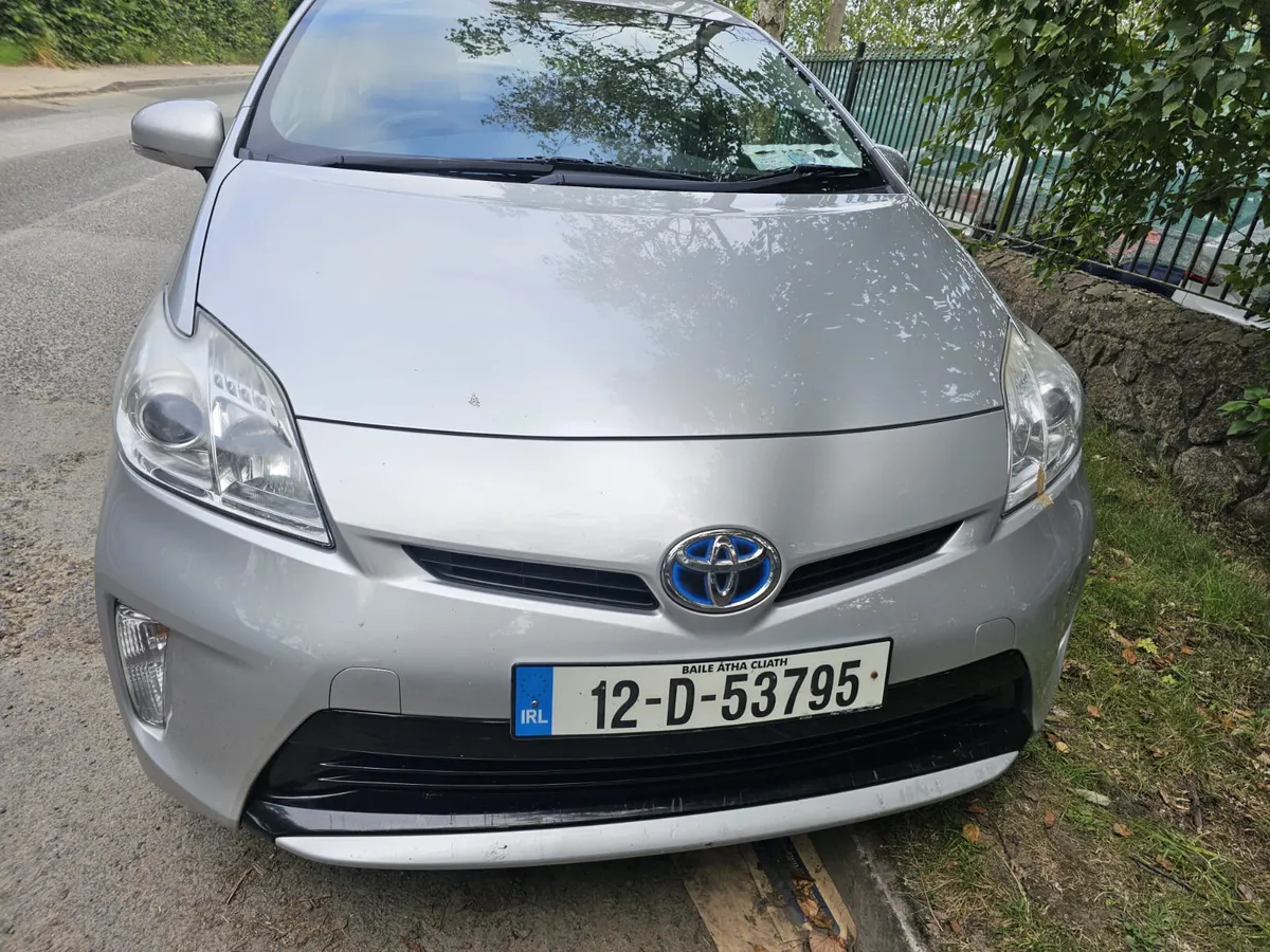 Toyota Prius 2012 automatic hybrid €4990 - Image 3