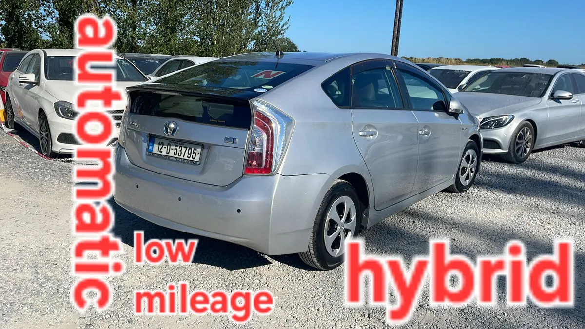 Toyota Prius 2012 automatic hybrid €4990 - Image 1