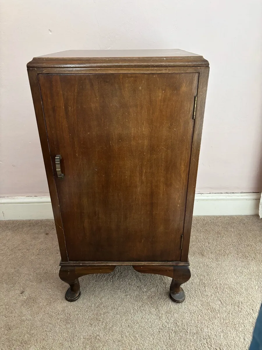 Vintage Walnut Bedside table - Image 3
