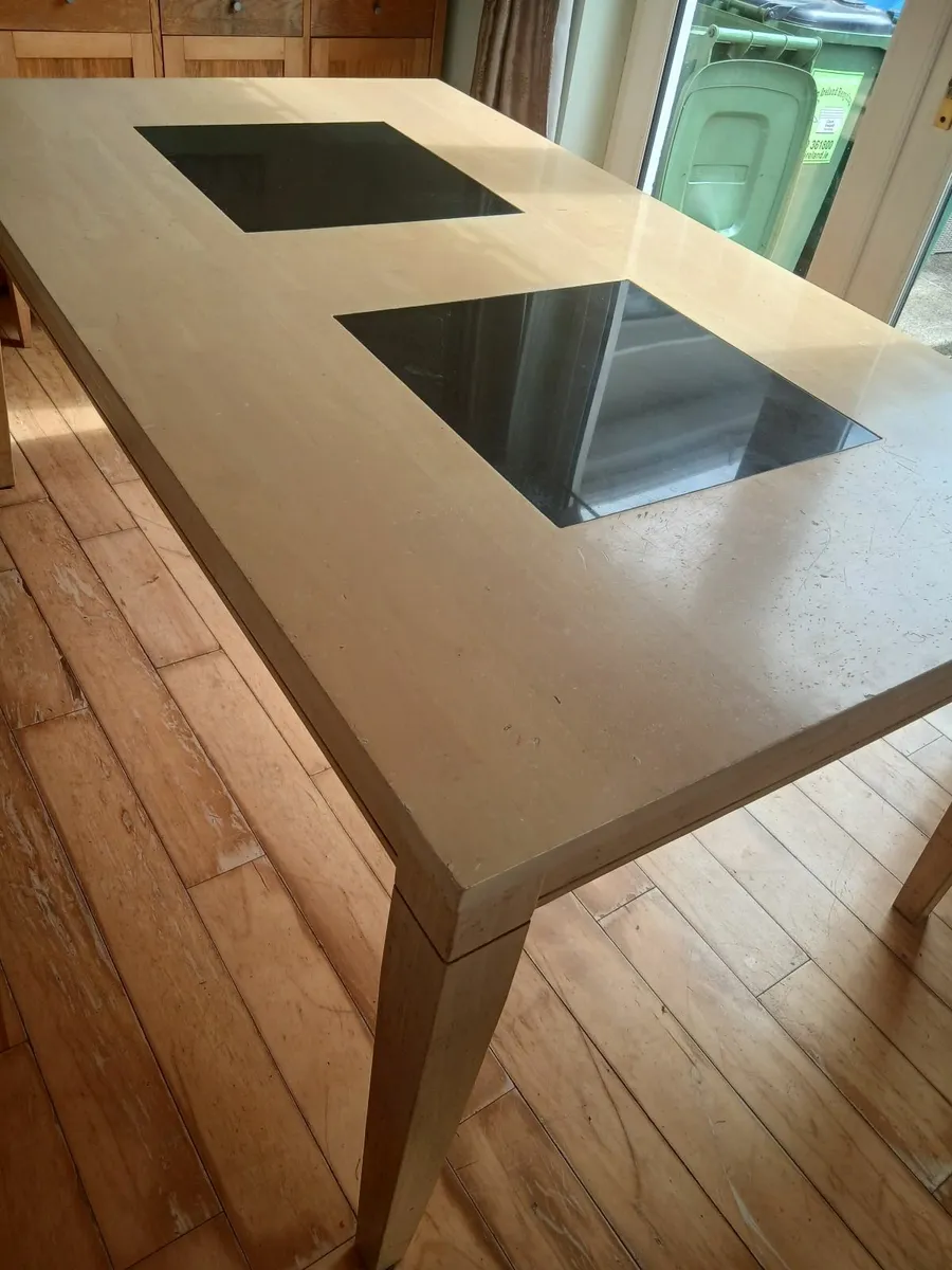 Dining table - Image 3