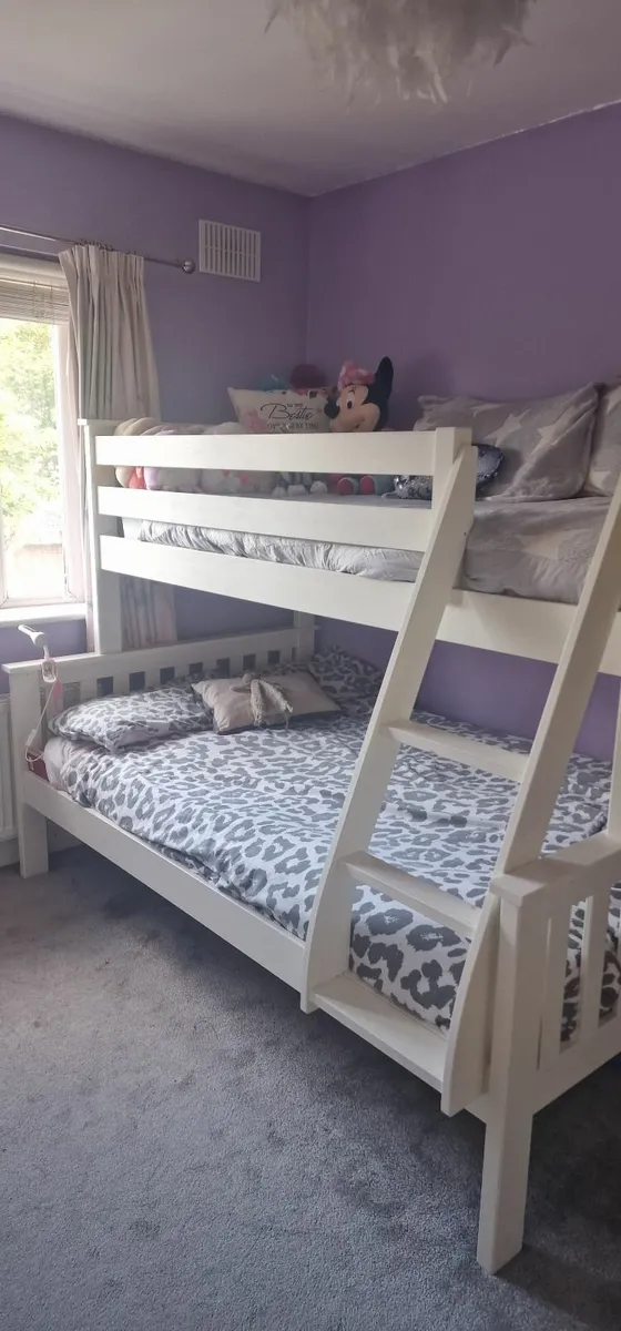Bunk beds - Image 1