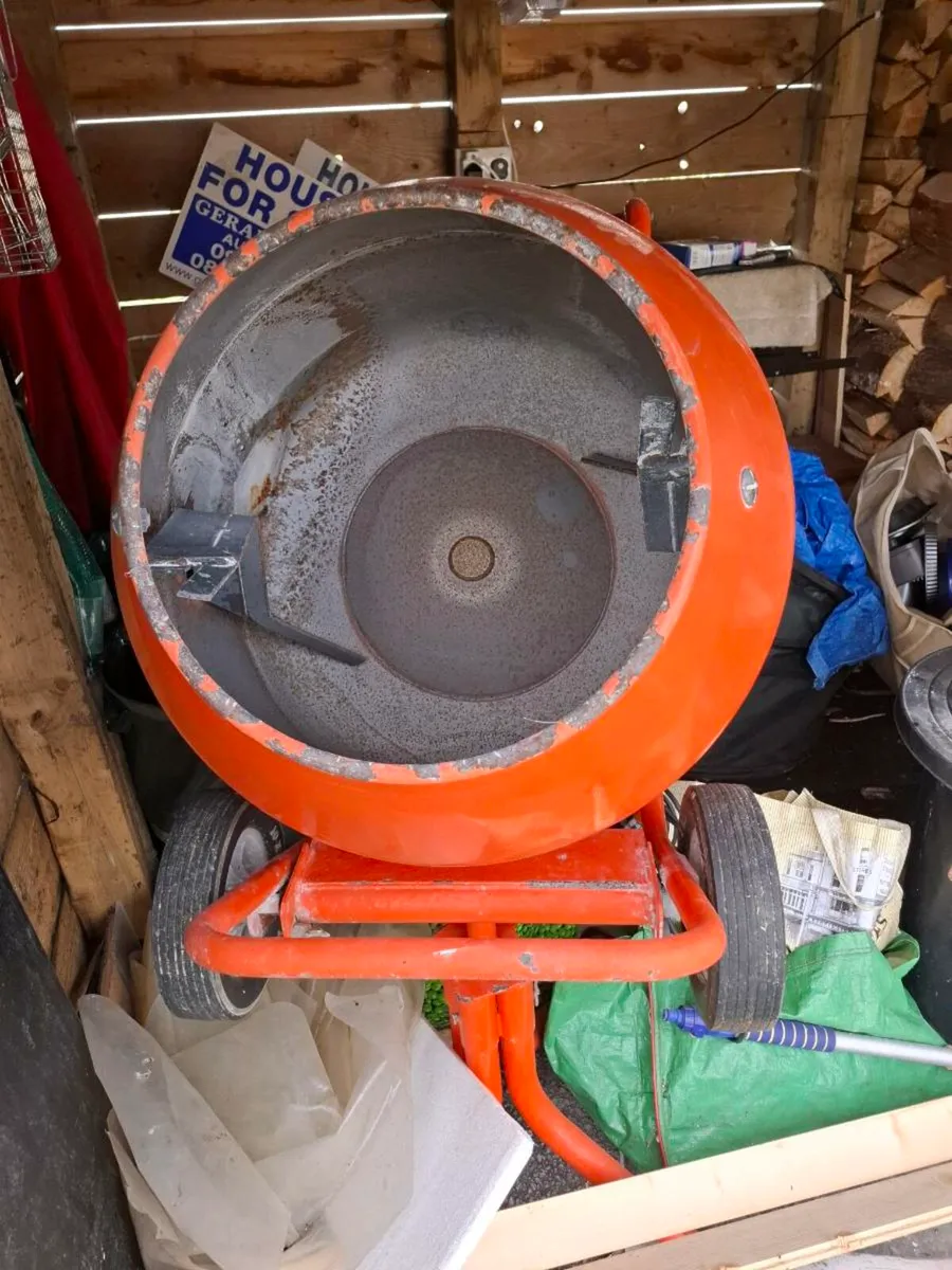 Pro plus cement mixer - Image 1
