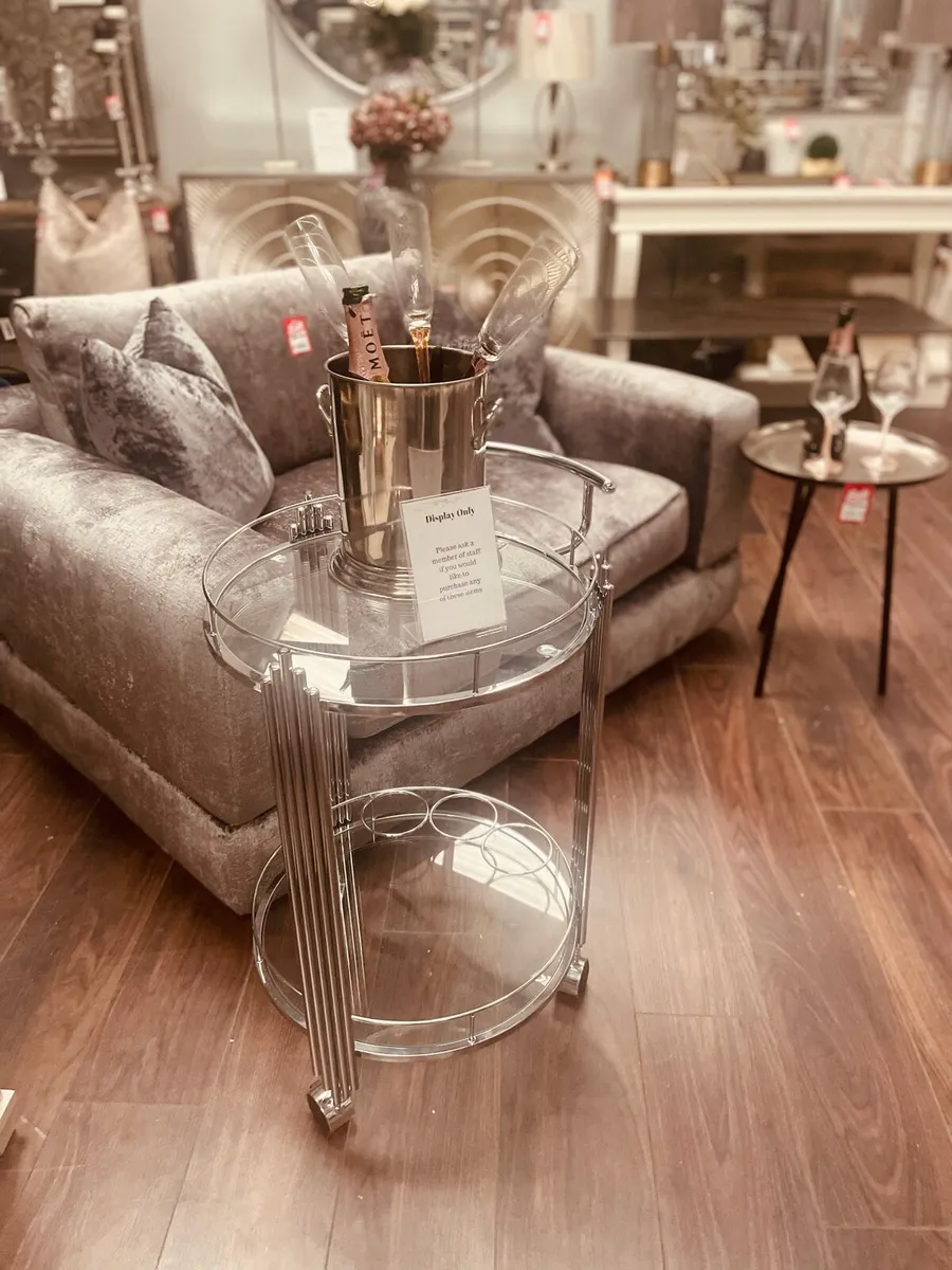 Loveseat 2 seater luxury sofa - Image 1