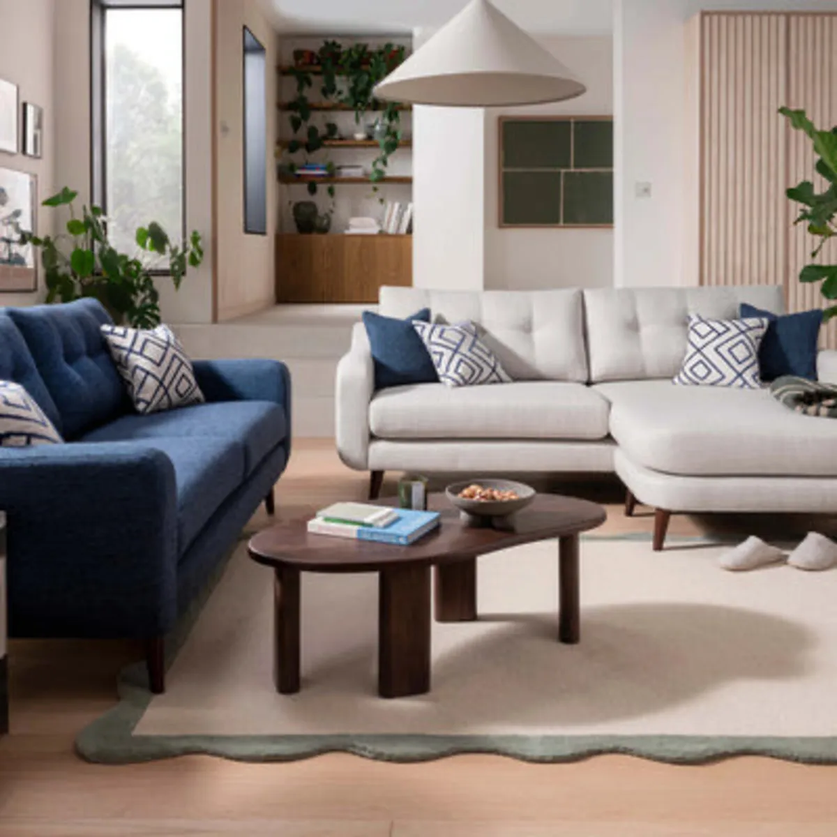 Loveseat 2 seater luxury sofa - Image 4