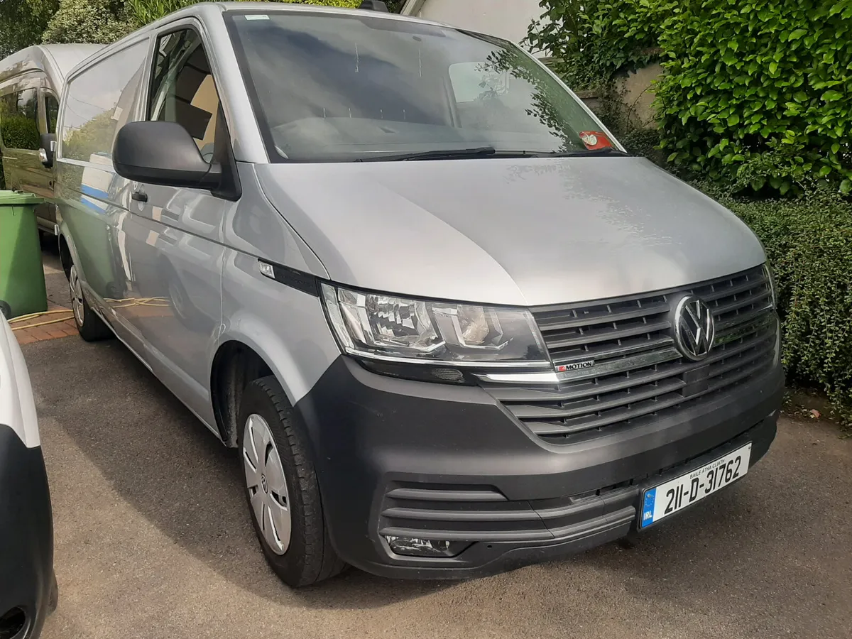 Volkswagen Transporter 4 MOTION  4x4 - Image 1