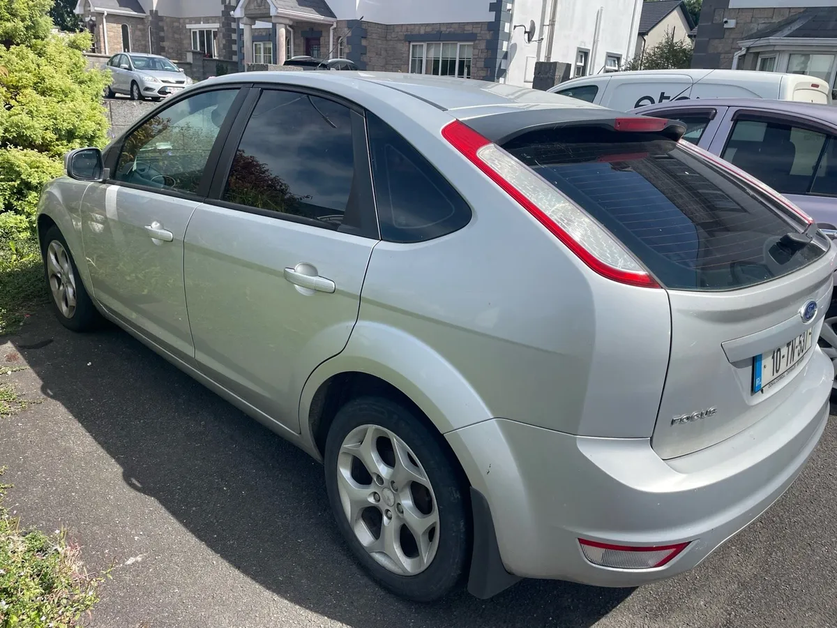 Ford Focus - Image 2