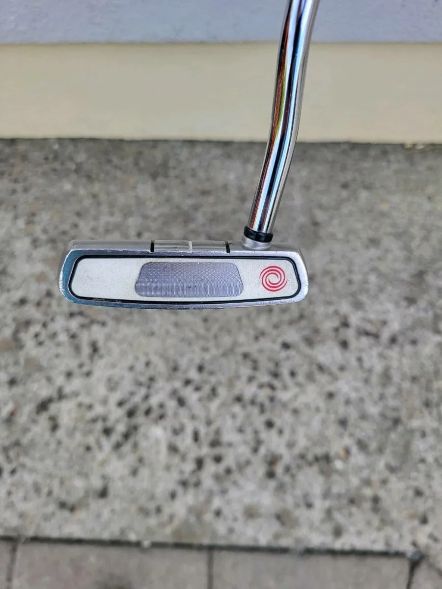 Golf putter - Image 1