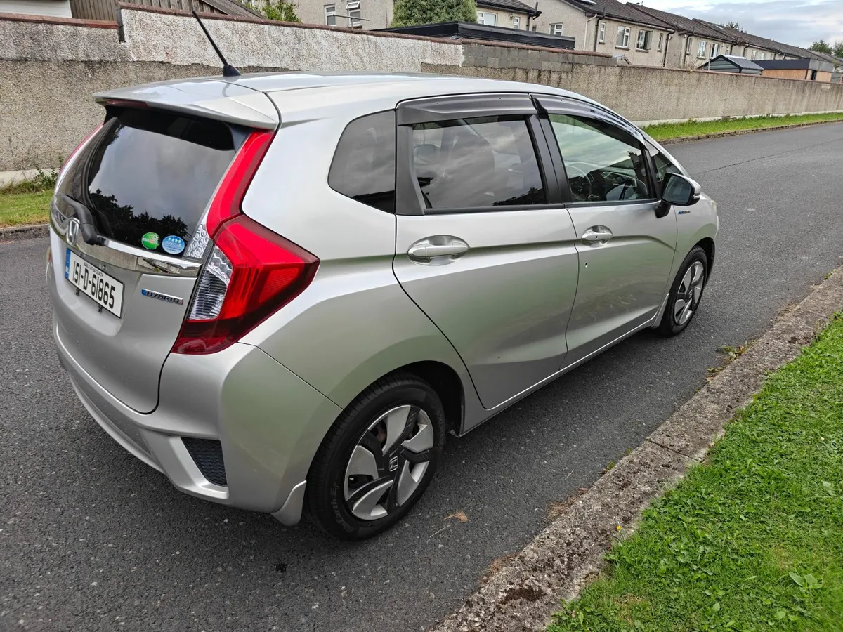Honda Fit 2015 Hybrid New NCT 07/26 Low Mileage - Image 1