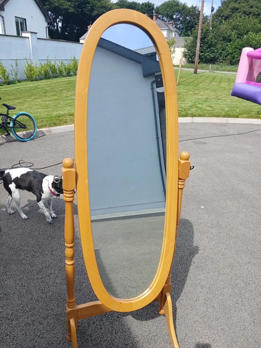 Pine mirror - Image 1
