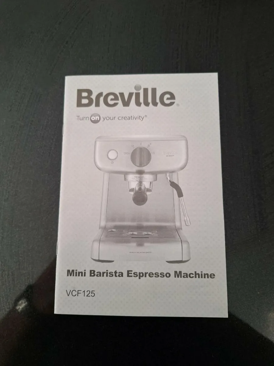 Barrista coffee machine. - Image 3