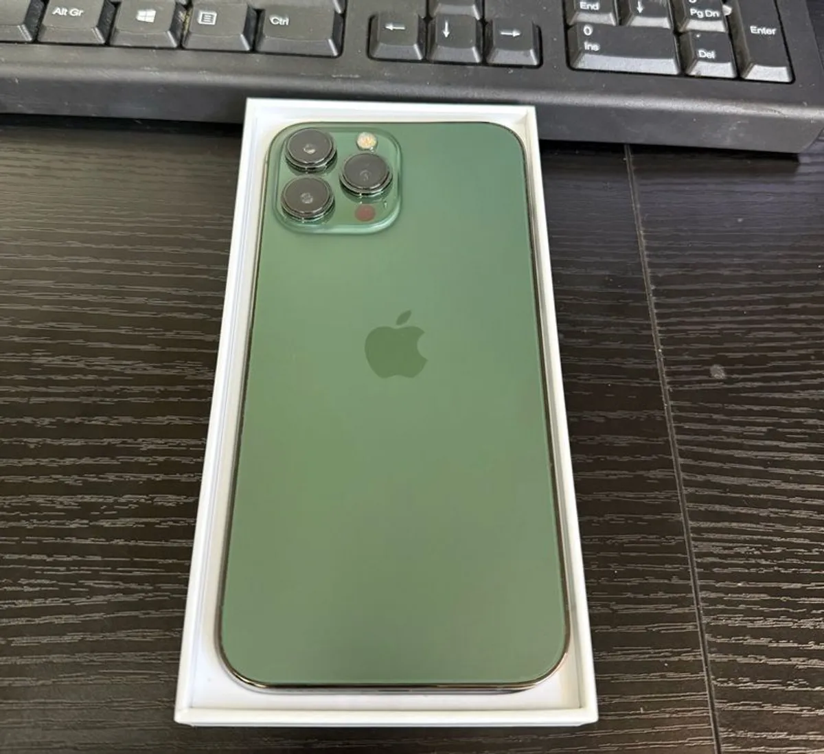 iPhone 13 Pro Max 128gb - Image 1