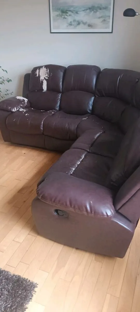 couch - Image 4