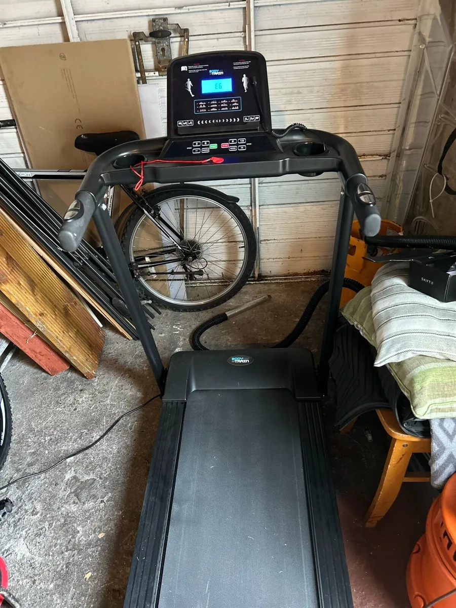 Treadmill - Image 2