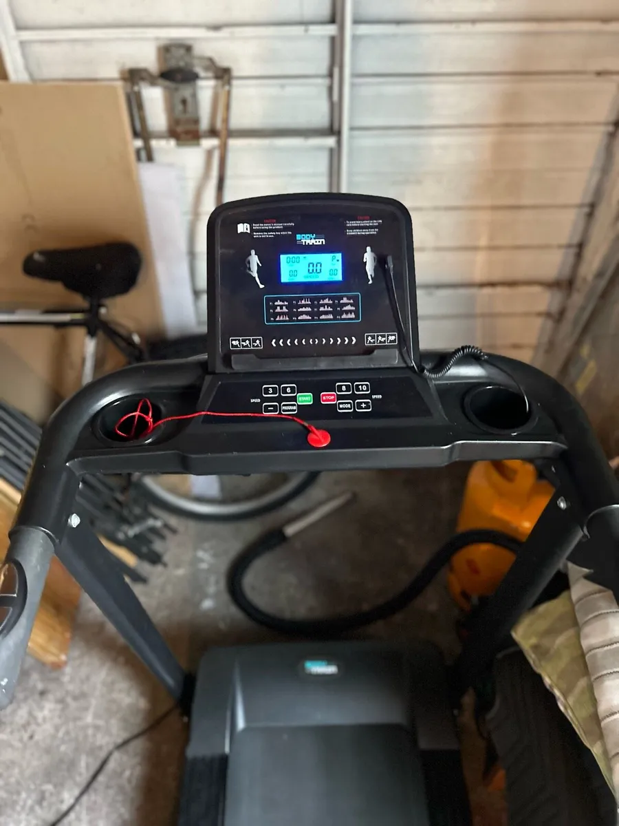 Treadmill - Image 1