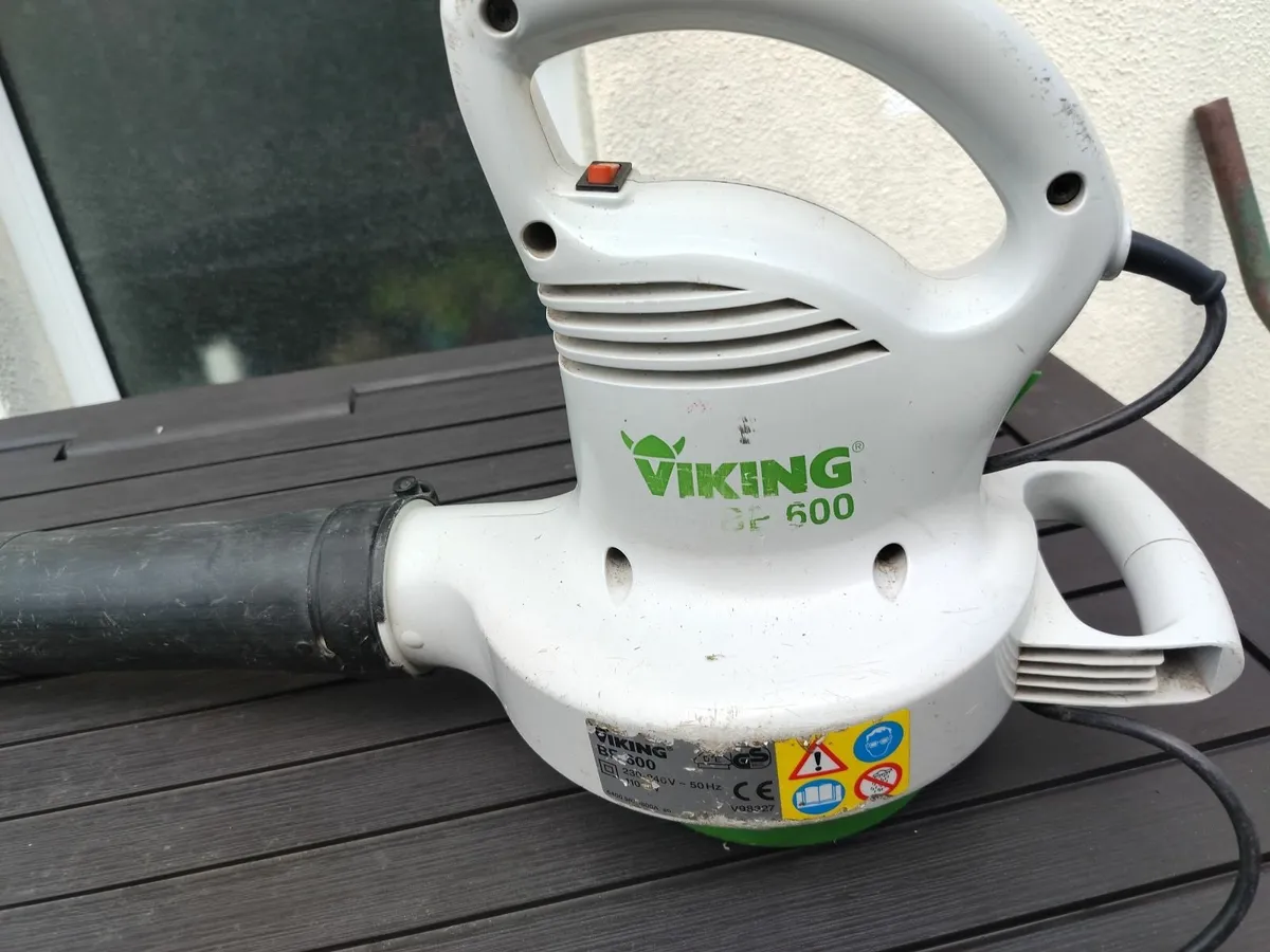 Leaf blower - Image 1