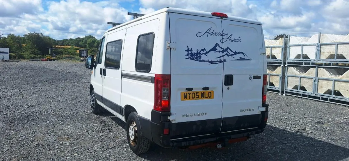 Camper van - Image 3