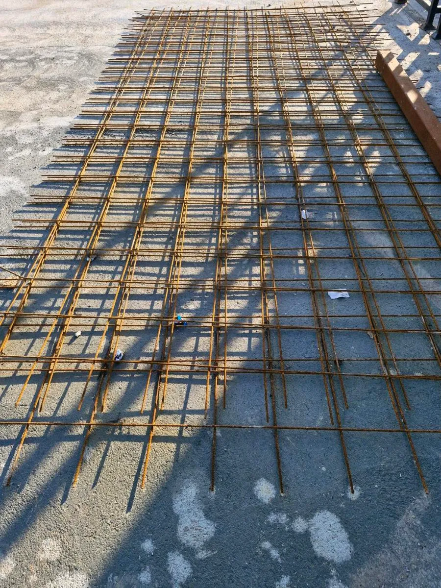 142 mesh