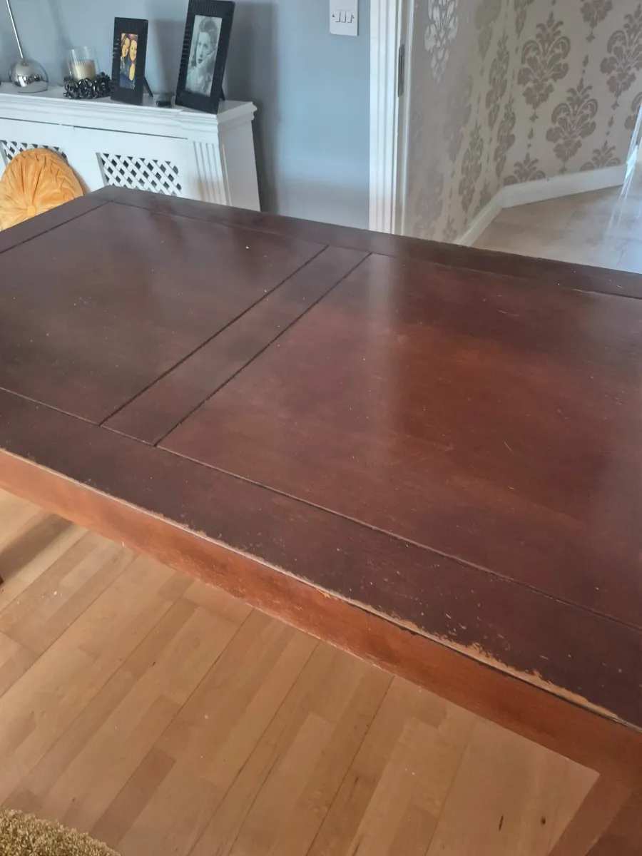 Dining table - Image 4