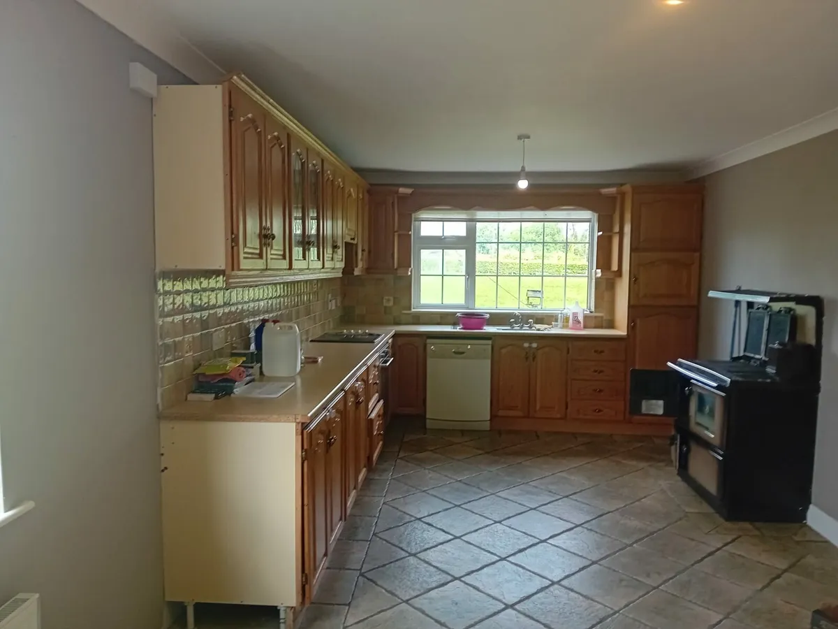 Kitchen - Image 3