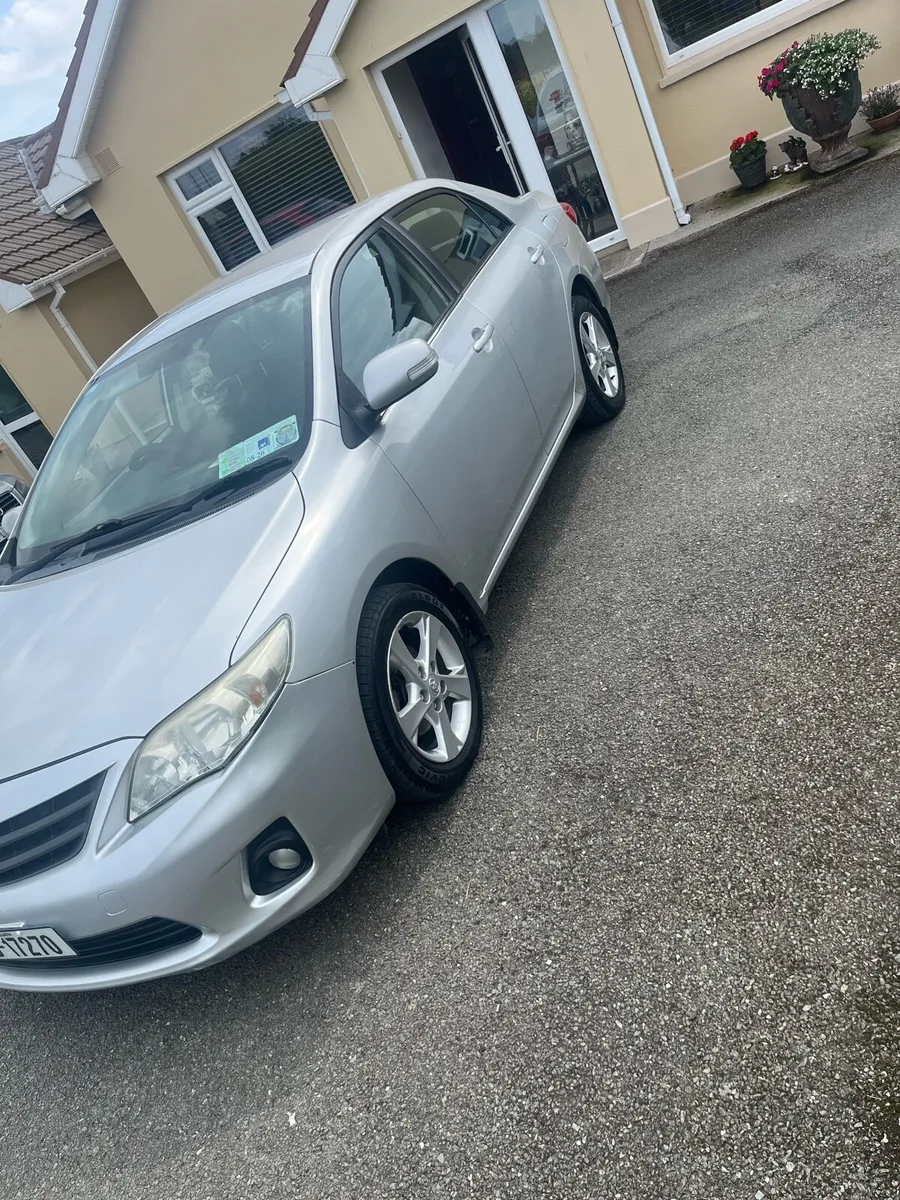 Toyota Corolla Luna - Image 3