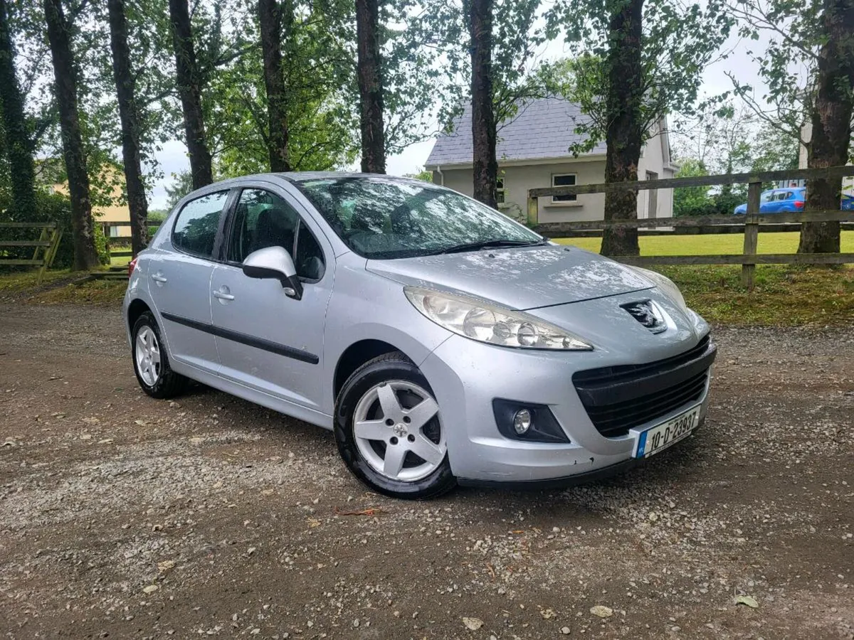 Peugeot 207 1.4 petrol low miles - Image 1