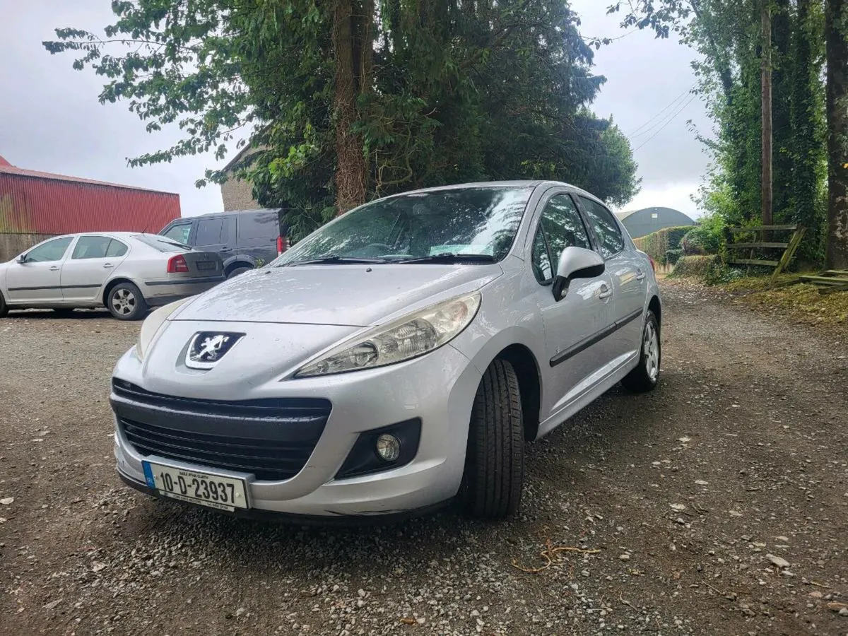Peugeot 207 1.4 petrol low miles - Image 2