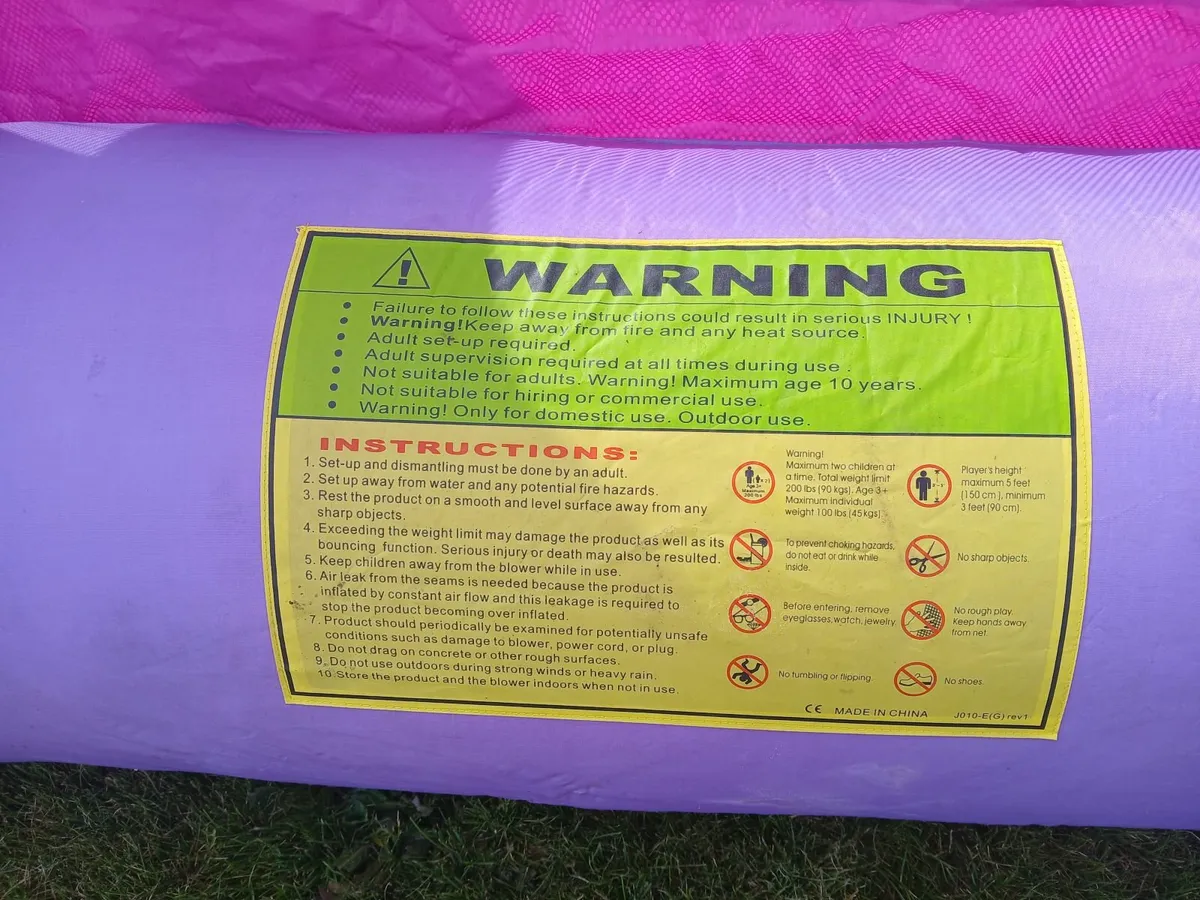 Bouncy castle - Image 3