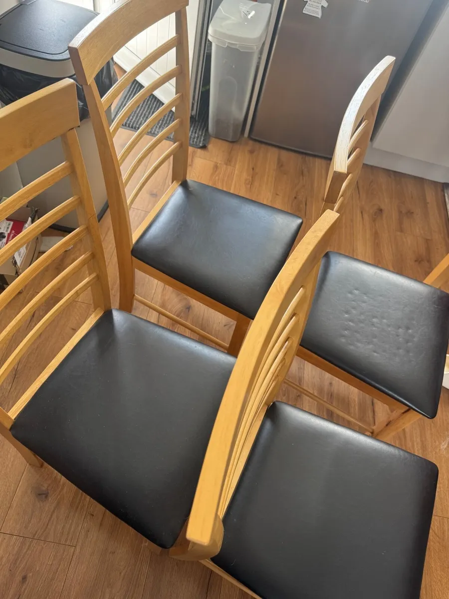 4 chairs - Image 3