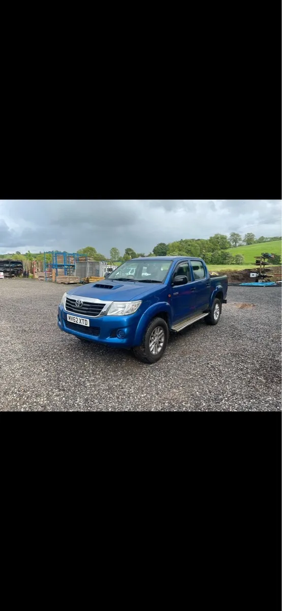 Toyota hilux pickup for sale - Image 3