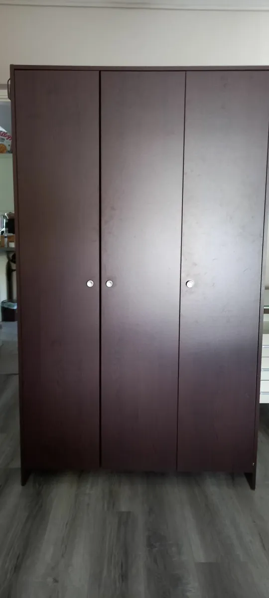 Wardrobe - Image 2