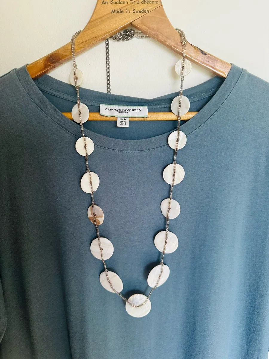 Carolyn Donnelly‘s cotton/ linen dress - Image 2