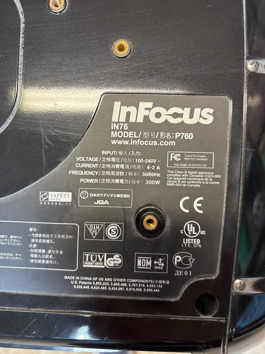 Projector - Image 3