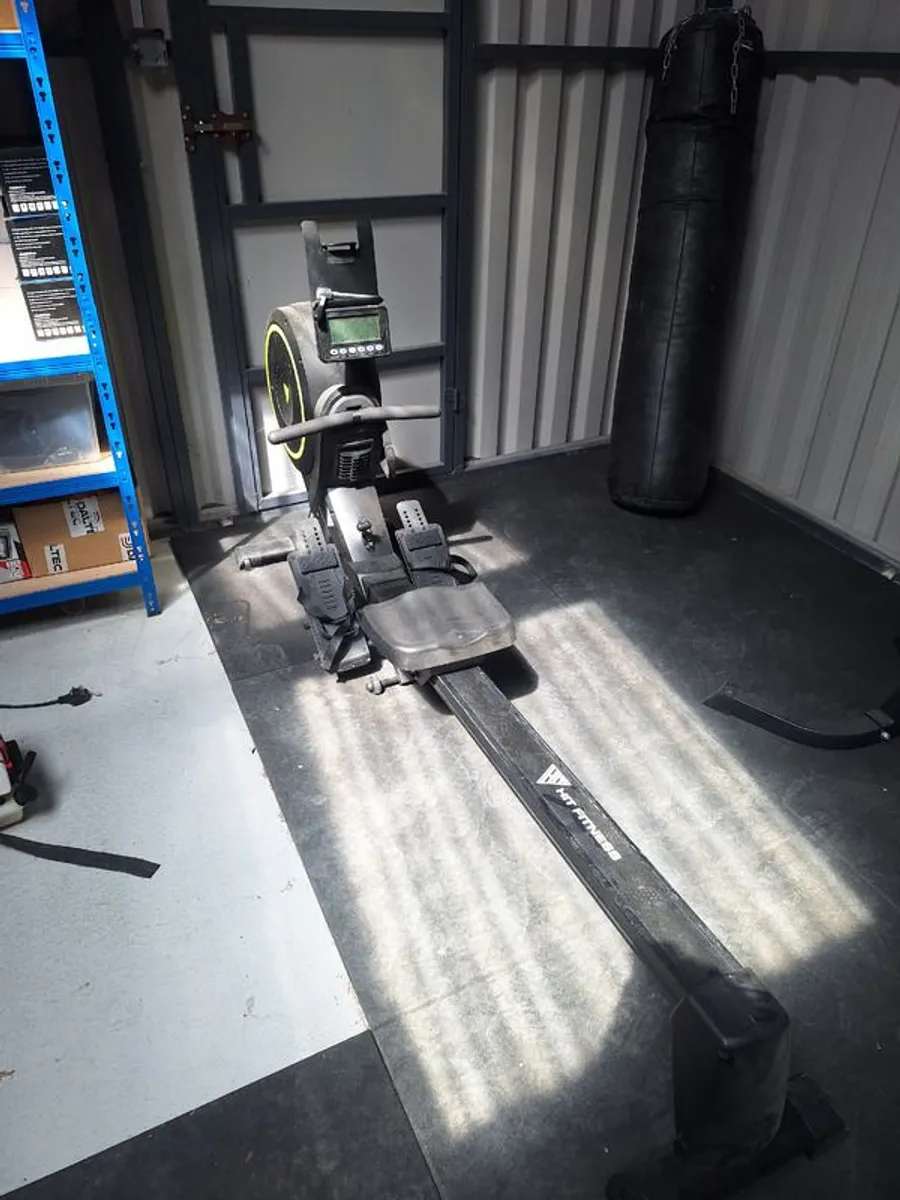 HIT FITNESS rowing machine - Image 1