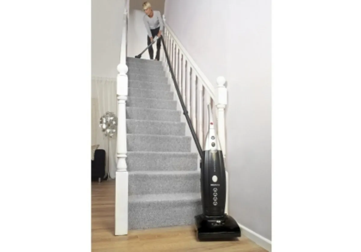 Hoover Enigma Bagged Pets Upright Vacuum Cleaner - Image 4