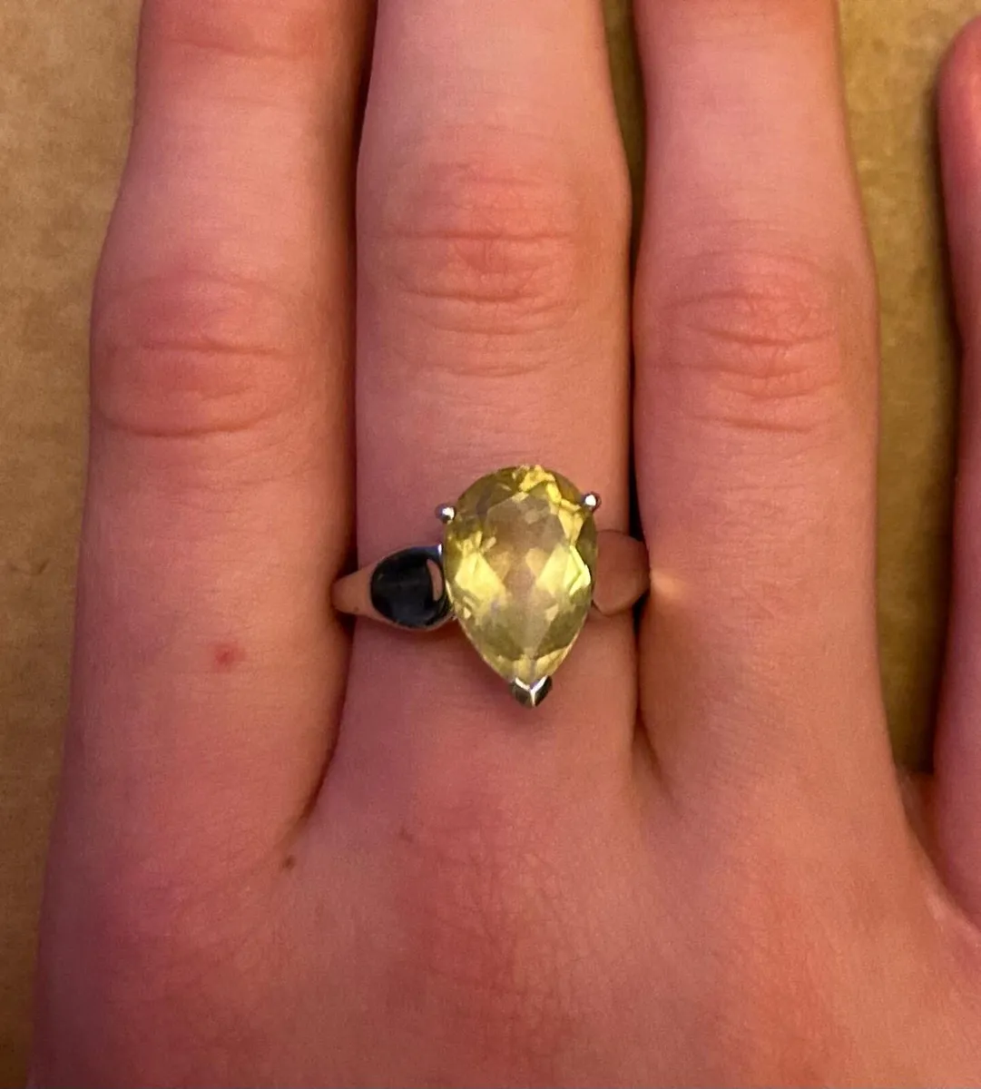 3 silver gemstone rings fit size J to L - Image 4