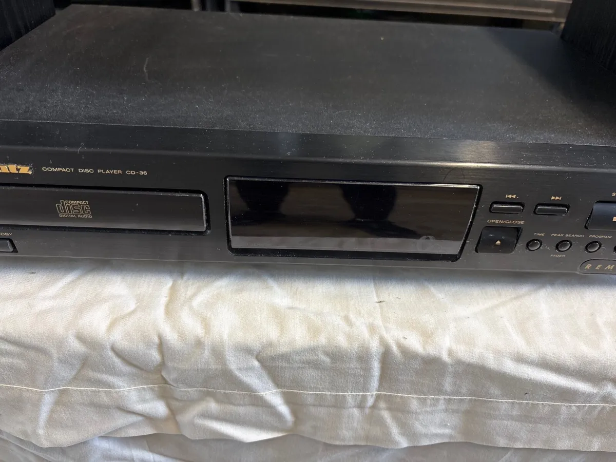 Stereo and amplifier - Image 2