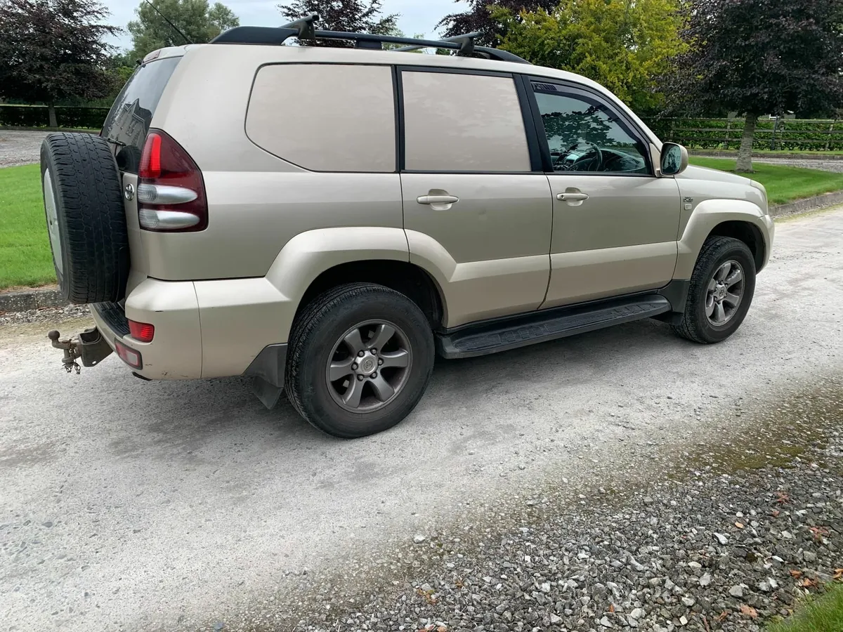 Toyota Land Cruiser 2008 - Image 3