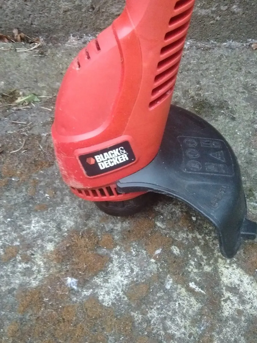 Black & Decker Garden strimmer - Image 1