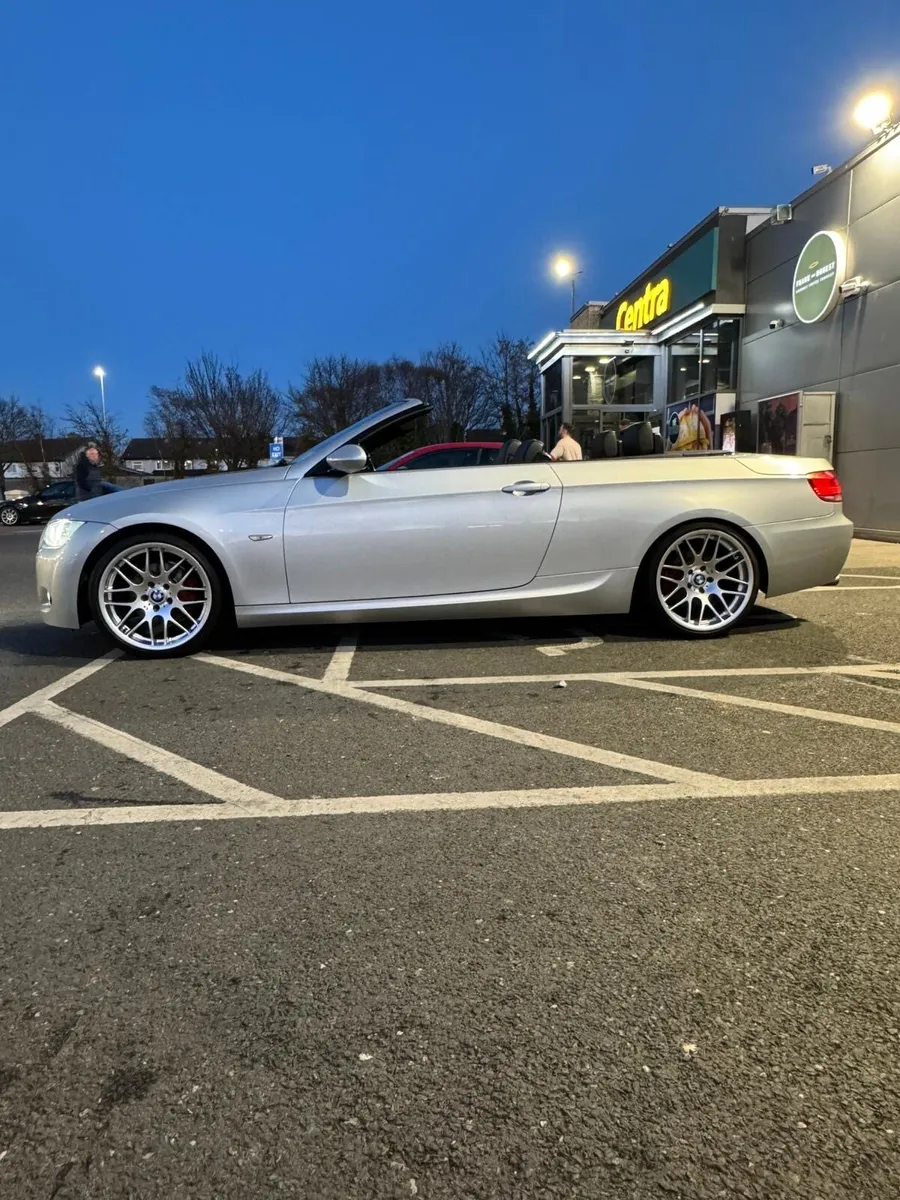 BMW 3 - Image 3