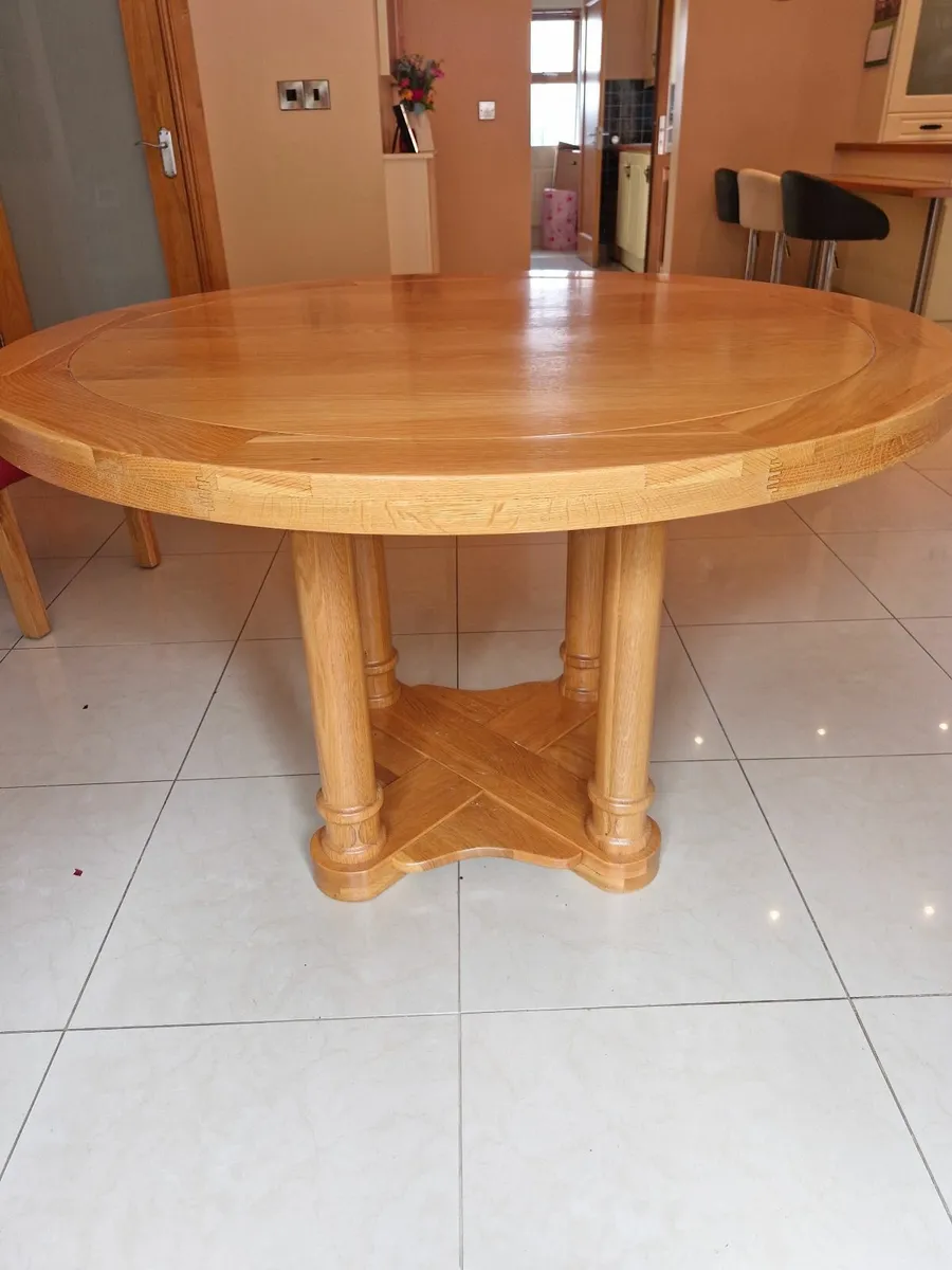 Round Oak Dining Table - 120cm diameter - Image 1