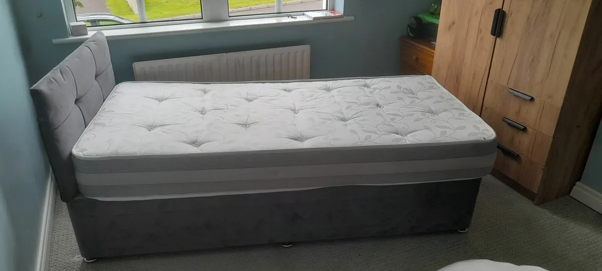 Single Bed With Mattress - Image 3