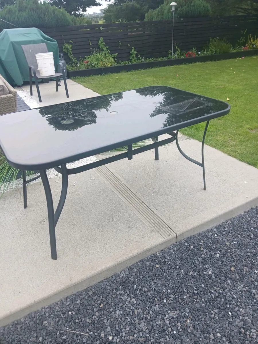 Patio table and chairs - Image 1