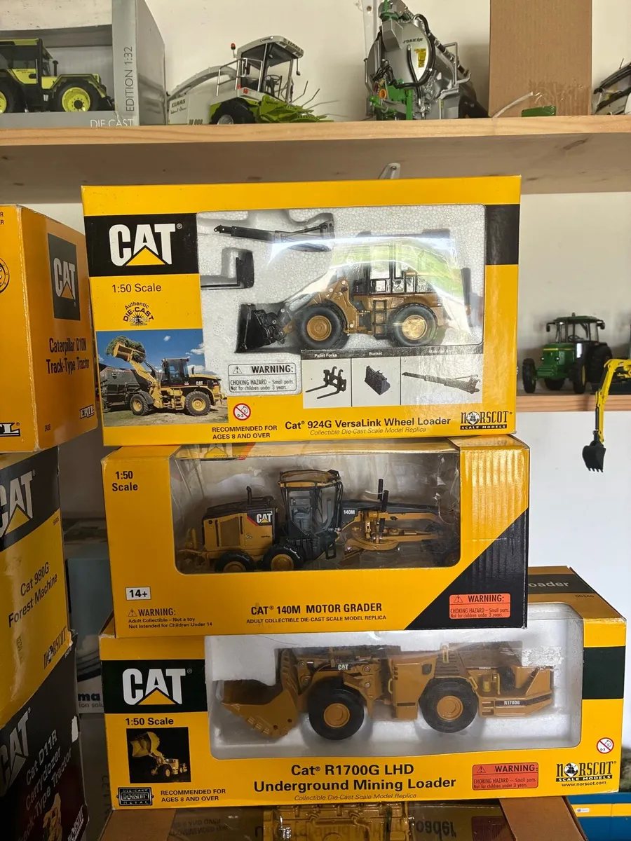 Caterpillar/ norscot 1:50 scale - Image 3