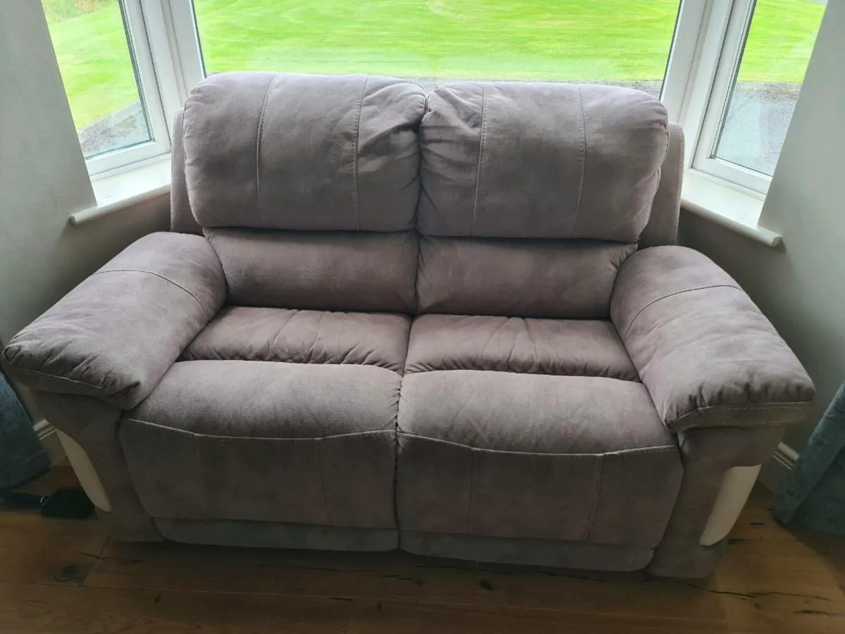 3+2+1 Furniture Suite - Image 2