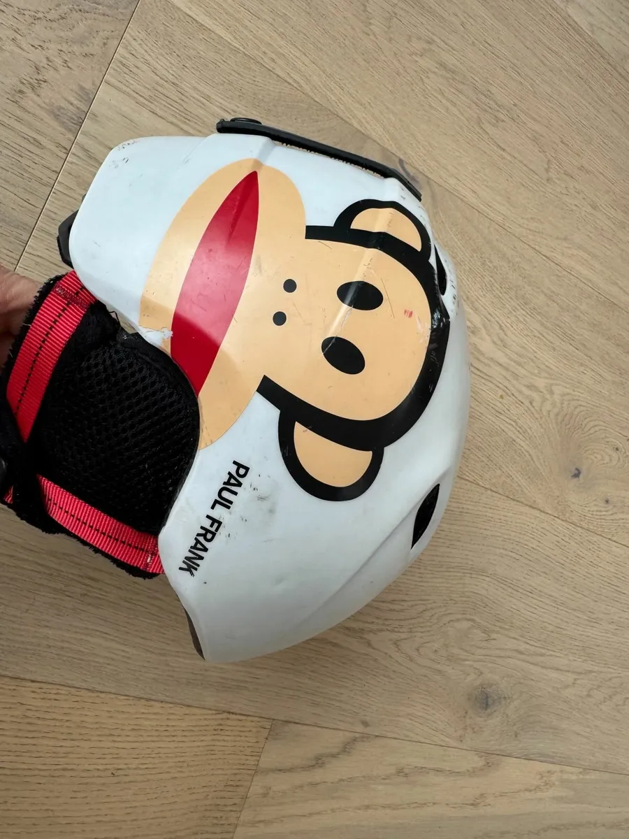 Kids ski helmet - Image 1