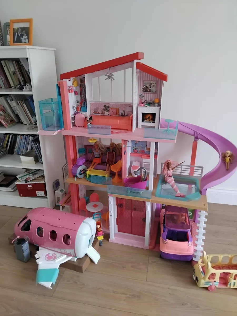 Bairbe Dream House...like new - Image 4