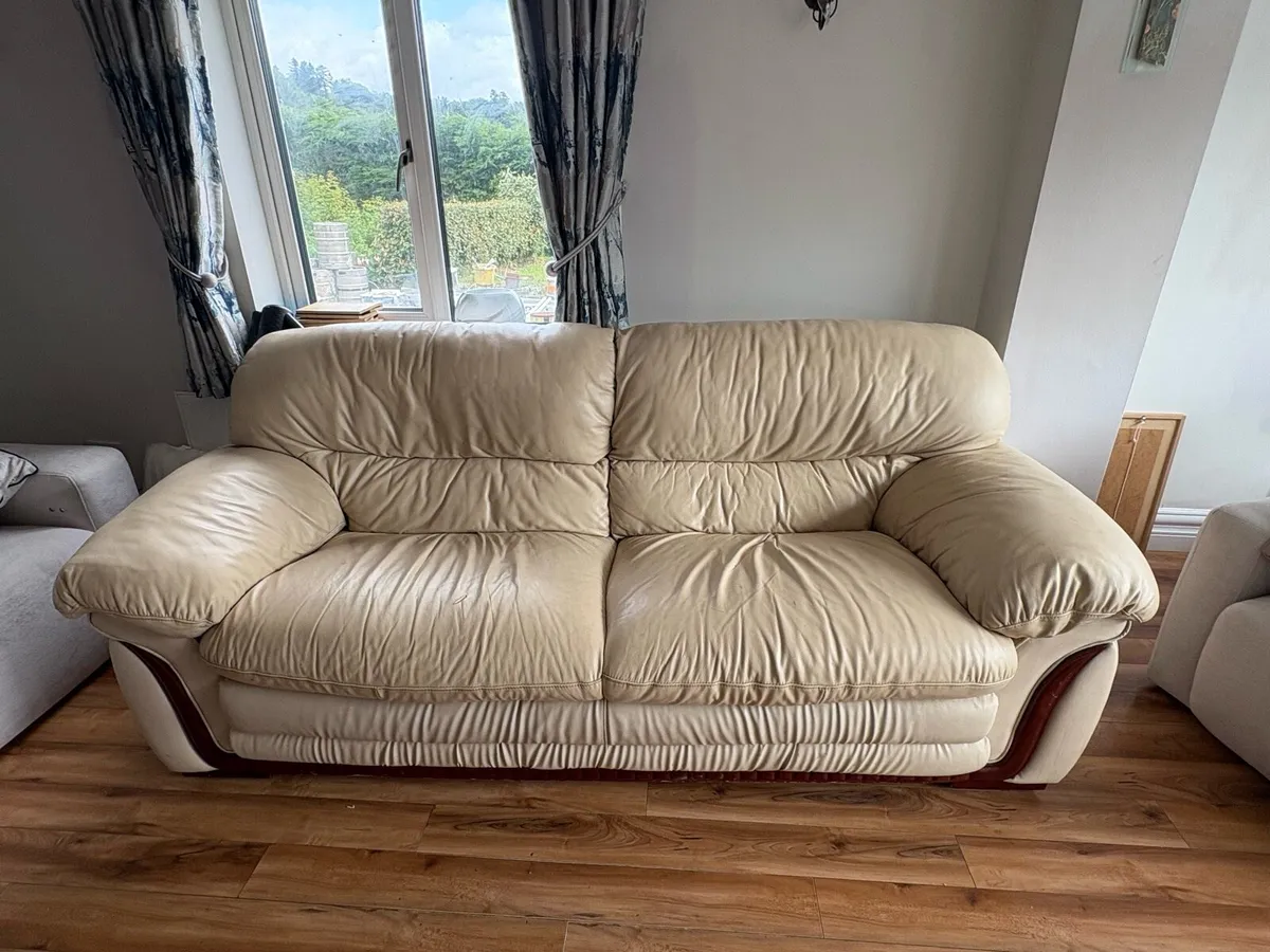 Cream leather couch - Image 2